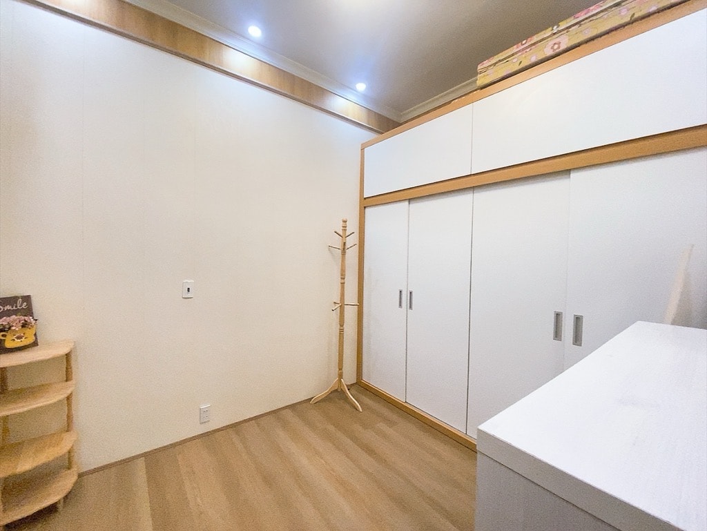 Nhà 3 tầng phố quan nhân, diện tích 36m2 - nhà đẹp về ở luôn nhà dân xây chắc chắn có thể lên thêm tầng