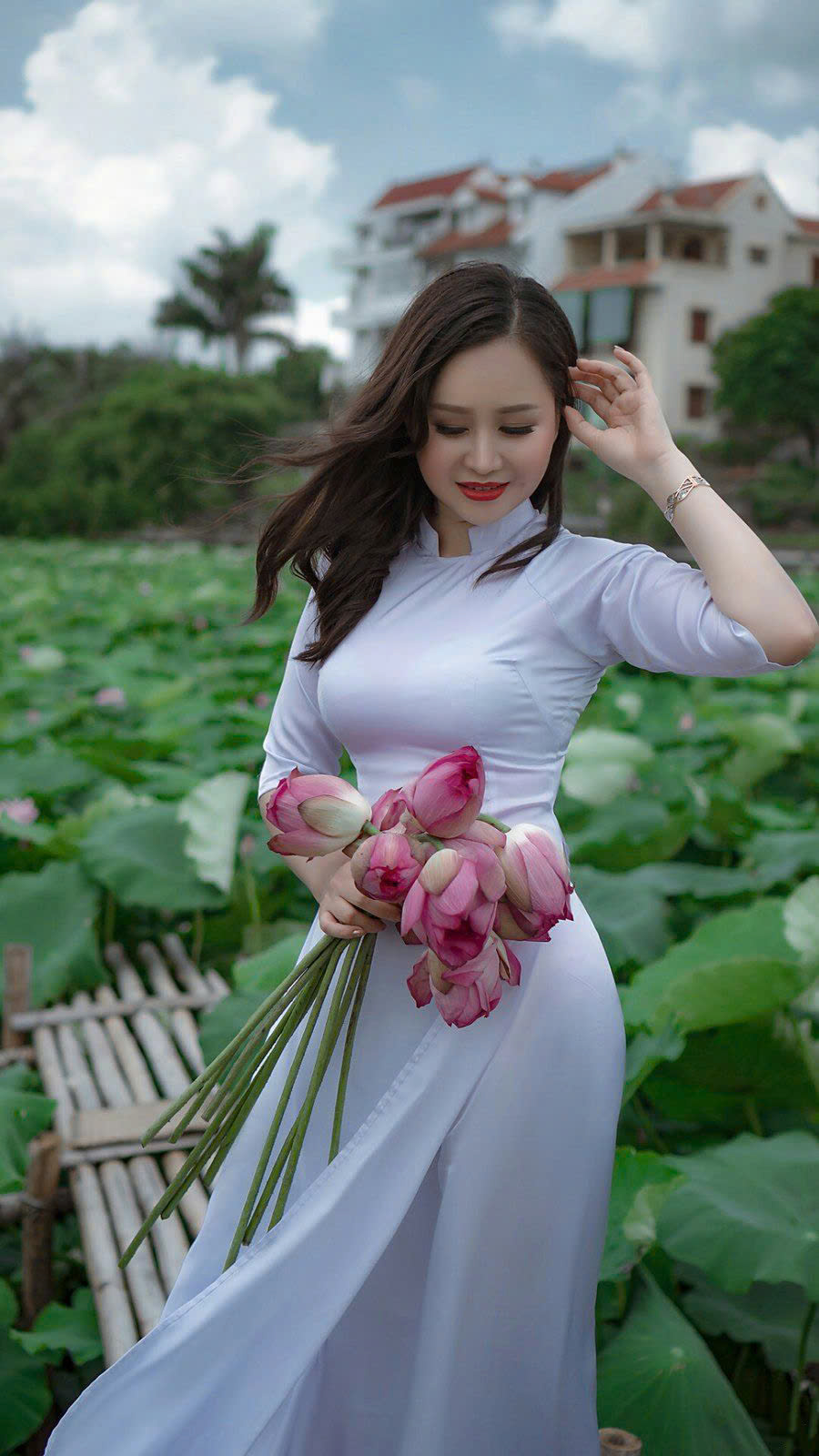 Bán nhà dương đình nghệ - yên hòa - cầu giấy - hà nội diện tích: 165m2, xây 12 tầng đang cho thuê kinh doanh ổn định.